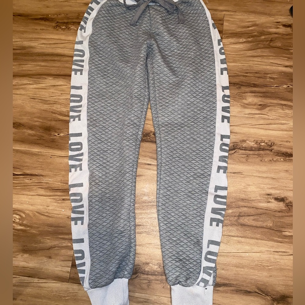 Love Sweatpants